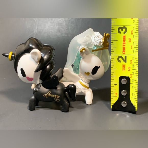 Tokidoki Unicorno Valentine Romeo & Juliet Limited Edition Set - Damaged Box** - Picture 8 of 16